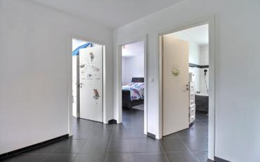 Apartment 4 rooms - image - 7