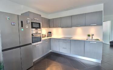 Apartment 4 rooms - image - 3