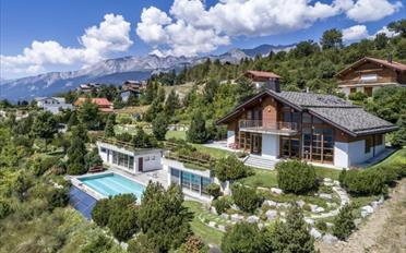 Chalet 5.5 pièces - image - 1