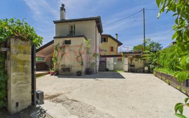 Einfamilienhaus 5 Zimmer - image - 1