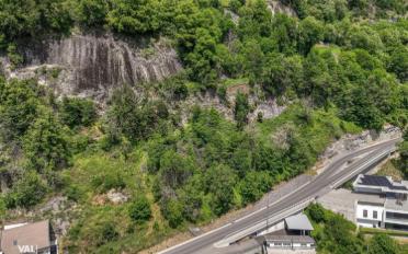 Building land - image - 3