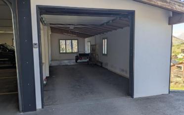 Garage - image - 2