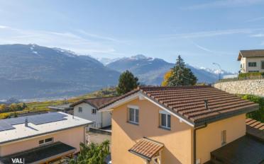 Einfamilienhaus 4.5 Zimmer - image - 1