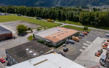 Commercial - image - 2