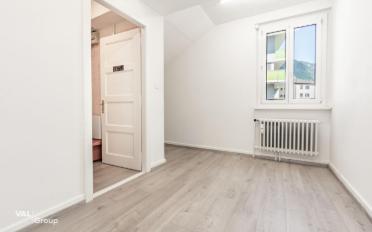 Office - image - 5
