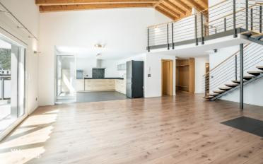 Wohnung 7.5 Zimmer - image - 1
