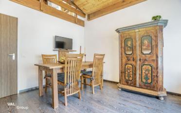 Dachwohnung 2.5 Zimmer - image - 2