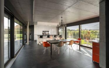 Villa 7.5 Zimmer - image - 1