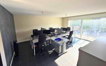 Büro 2.5 Zimmer - image - 1