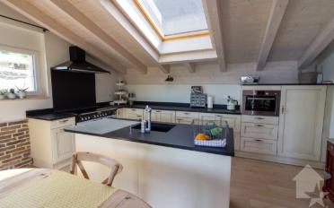 Attic flat 4.5 rooms - image - 3