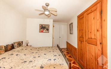 Apartment 4 rooms - image - 12