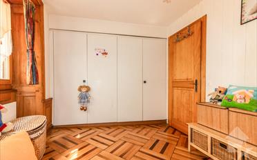 Apartment 4 rooms - image - 9
