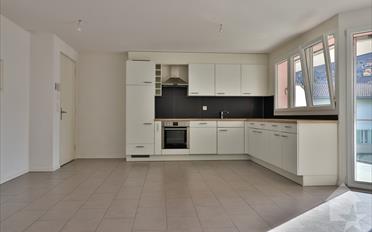 Apartment 4 rooms - image - 3