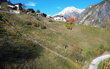 Building land - image - 6