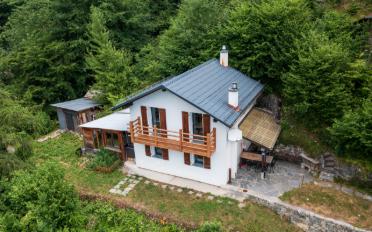 Chalet - image - 1
