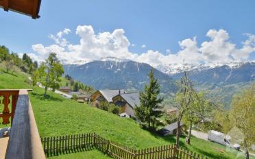 Chalet 5.5 rooms - image - 1