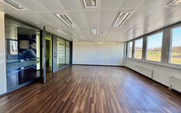 Office - image - 1
