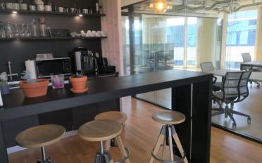 Office - image - 12