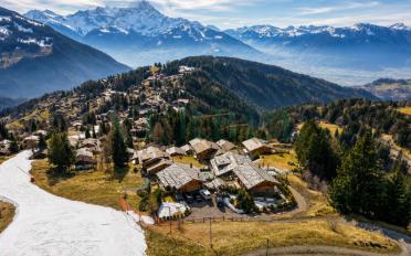 Chalet 13 Zimmer - image - 1