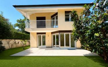 Maison contiguë 8 pièces - image - 2