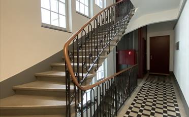 Office - image - 11