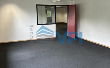 Office - image - 9
