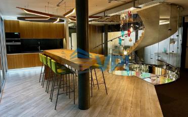 Office - image - 11