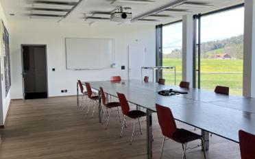 Office - image - 4