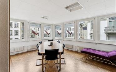 Office - image - 1