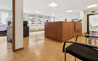 Office - image - 6
