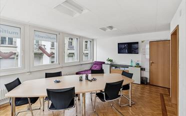 Office - image - 7