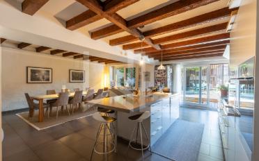 Single house 12 rooms - image - 1