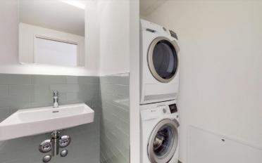 Apartment 2.5 rooms - image - 6