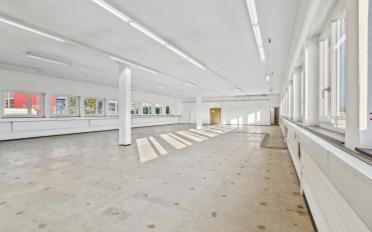 Commercial - image - 4