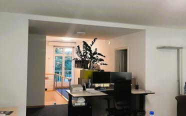 Office - image - 6