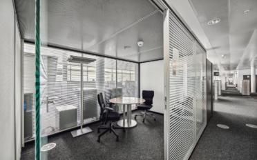 Commercial - image - 9