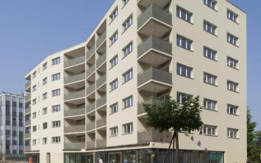 Bureau - image - 1
