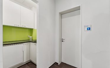 Office - image - 4