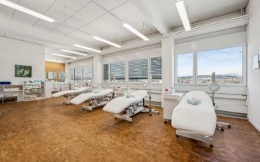 Commercial - image - 4