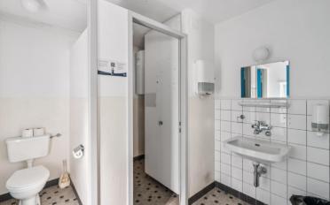 Commercial - image - 7