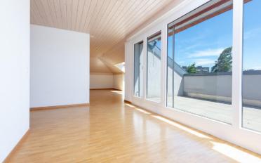 Attikawohnung 4.5 Zimmer - image - 2