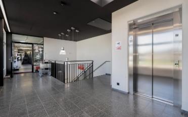Commercial - image - 8