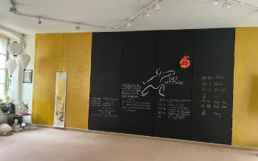 Office - image - 3