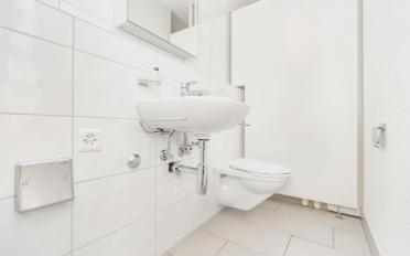 Apartment 4 rooms - image - 2