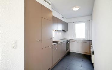 Apartment 4 rooms - image - 3