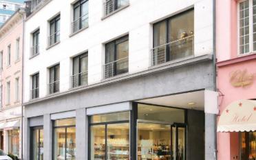 Office - image - 1