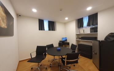 Office - image - 5