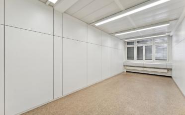 Office - image - 5
