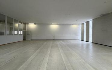 Commercial - image - 3