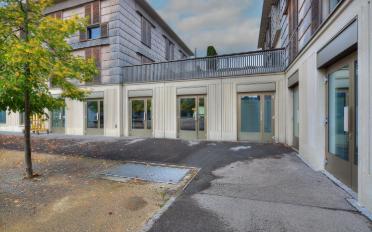 Commercial - image - 2